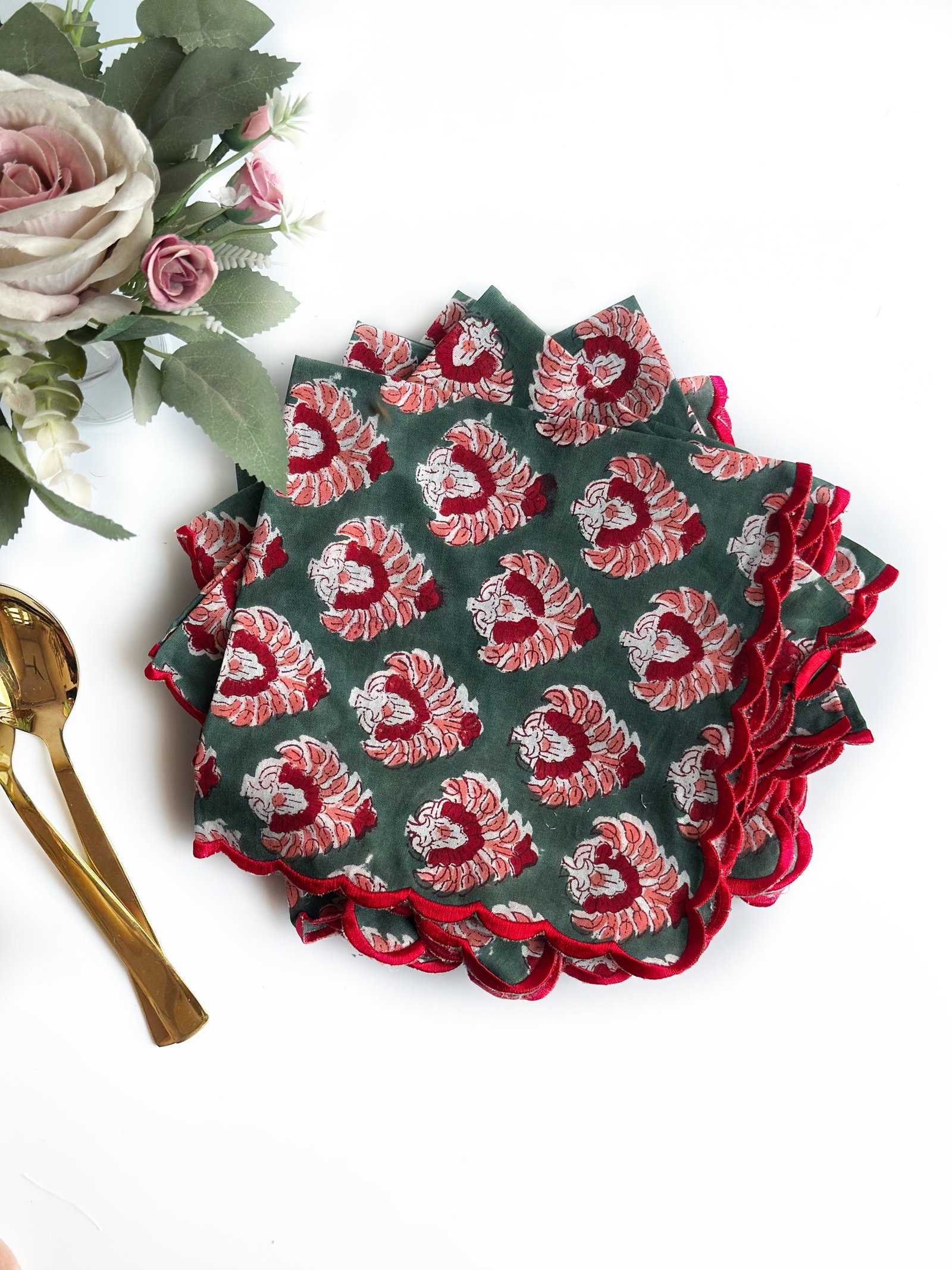 Crimson Bloom Scalloped Napkin (set of 6)