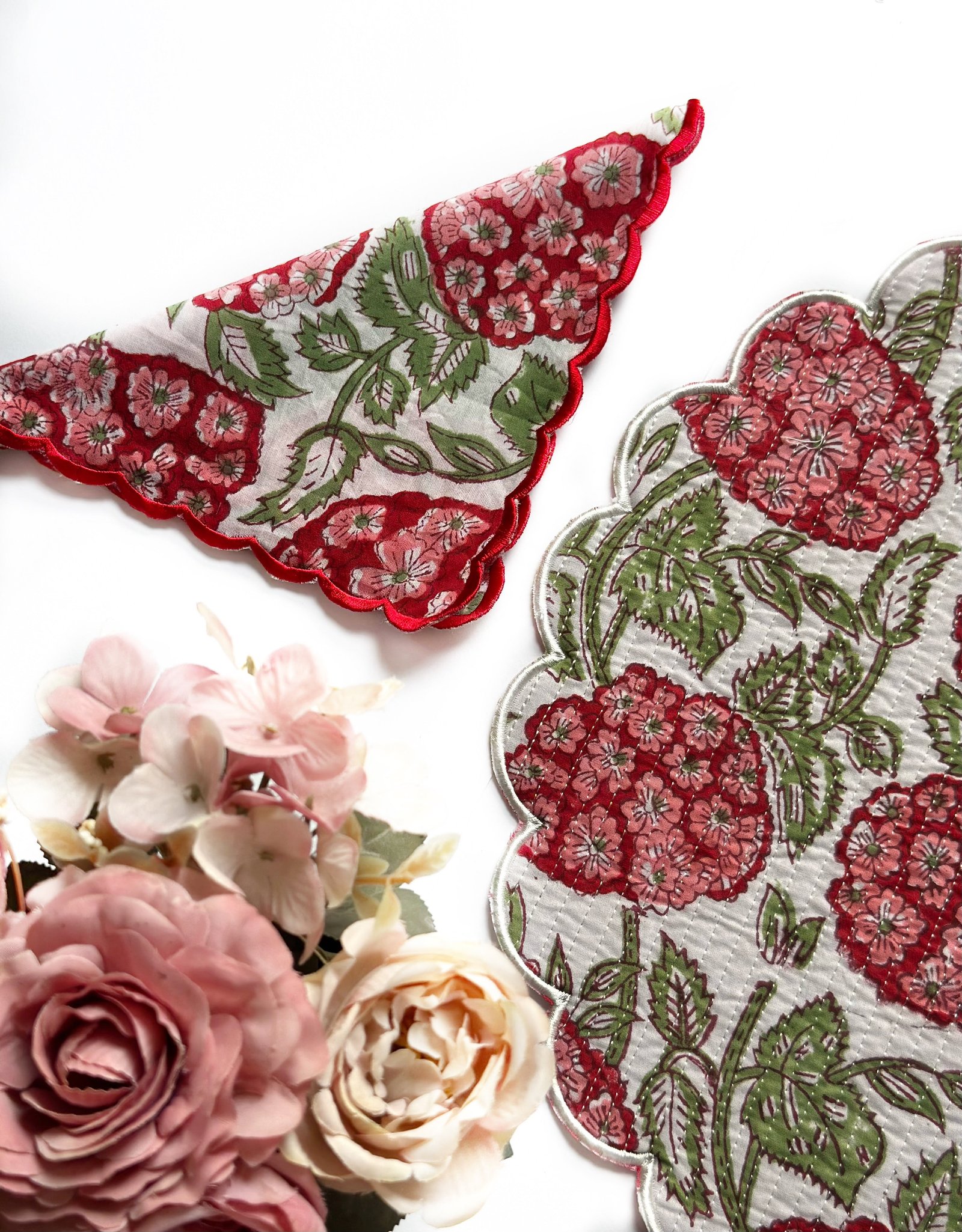 Bloosom Vine Quilted Placemats & Napkin Set of 6