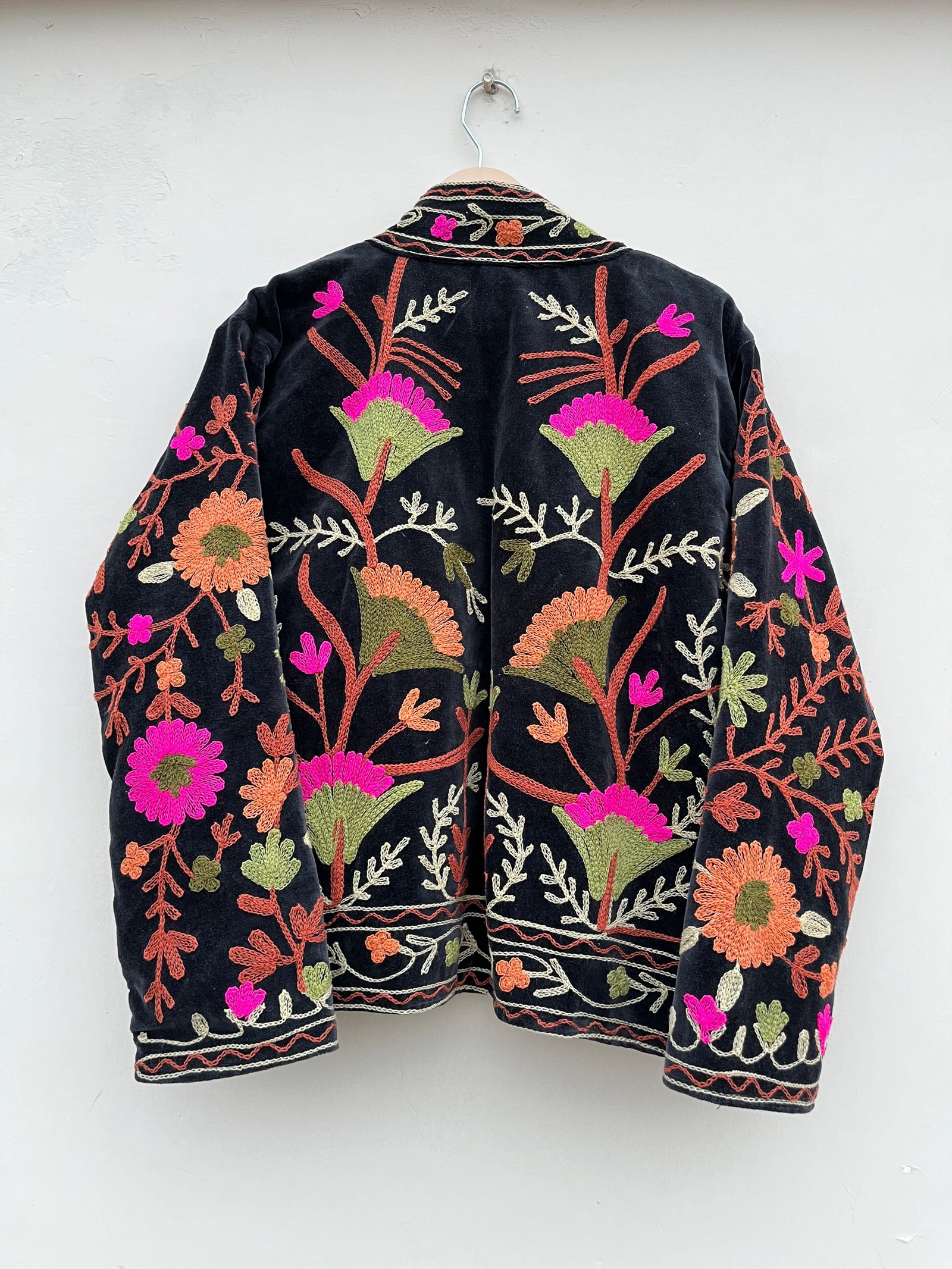 Black Floral Embroidered Velvet Jacket