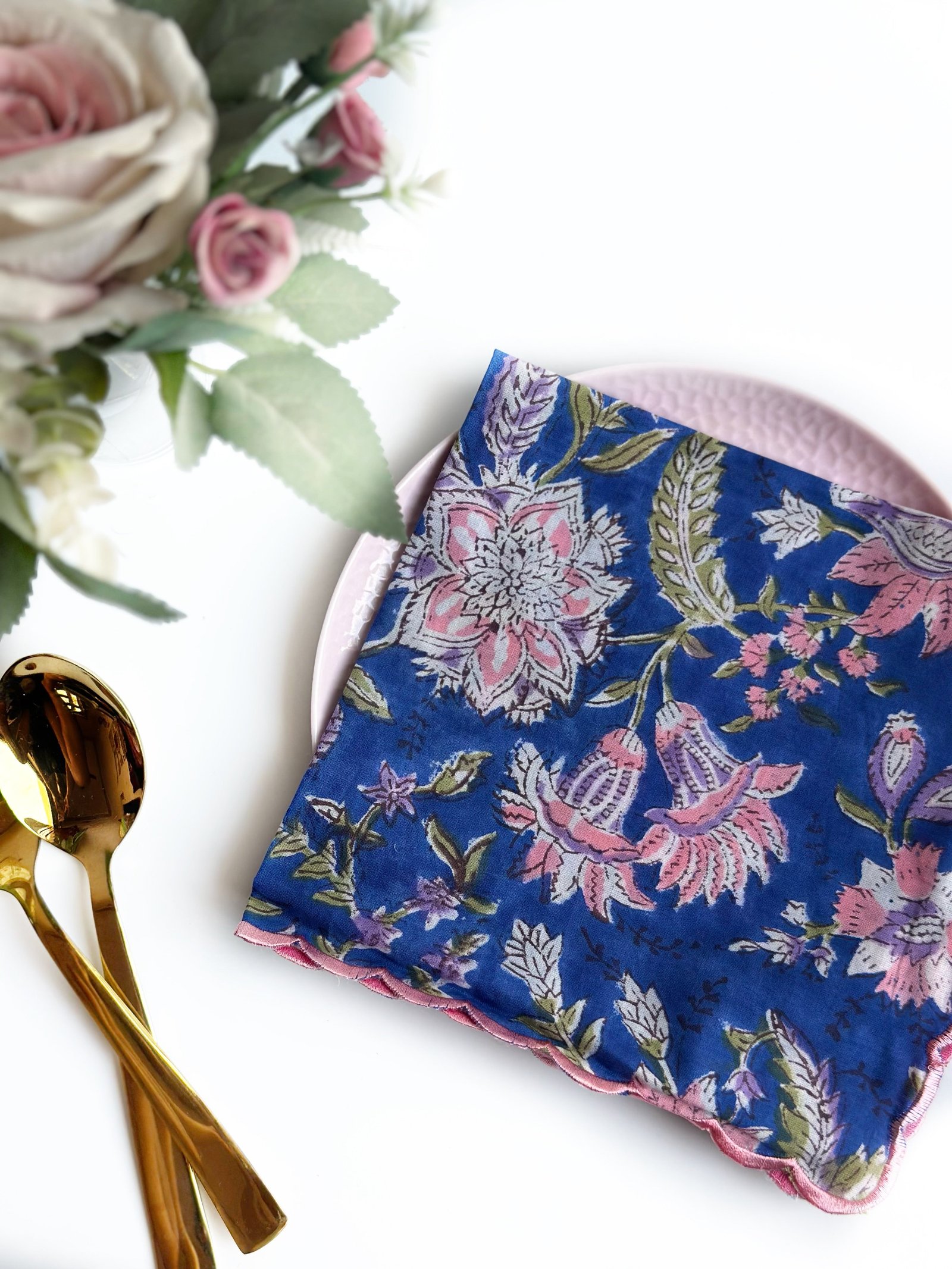 Blue Garden Scalloped Napkins (set of 6)